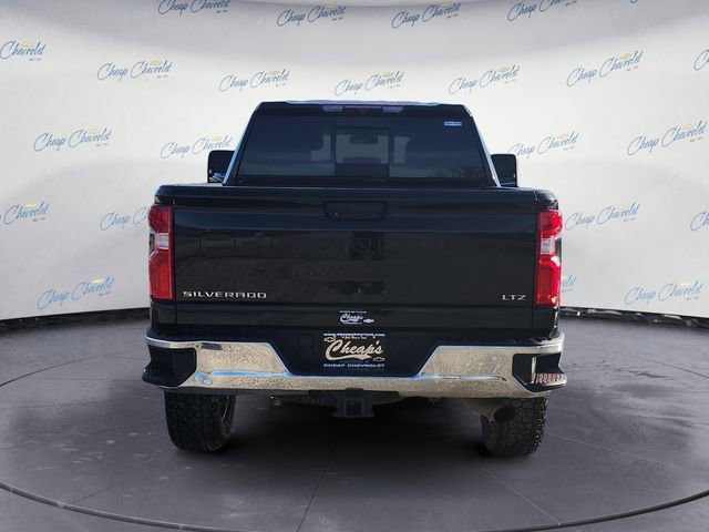 Used 2022 Chevrolet Silverado 2500 LTZ w/ LTZ Convenience Package image 4