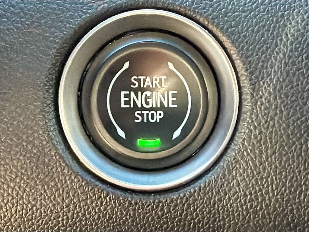 Used 2024 GMC Acadia Elevation image 35