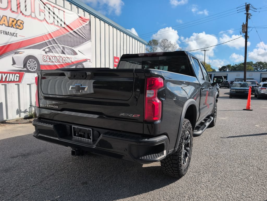 Used 2025 Chevrolet Silverado 1500 ZR2 w/ Technology Package AWD/4WD image 8