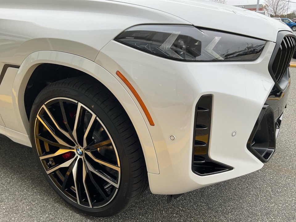 New 2026 BMW X6 xDrive40i image 24
