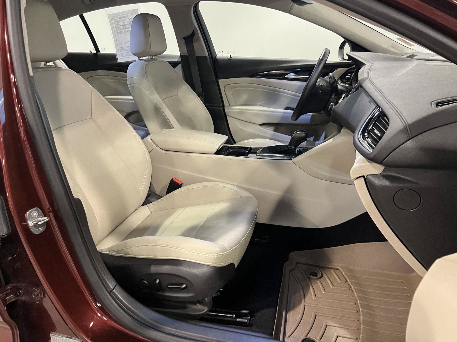 Used 2019 Buick Regal Essence w/ Driver Confidence Package I AWD/4WD image 38