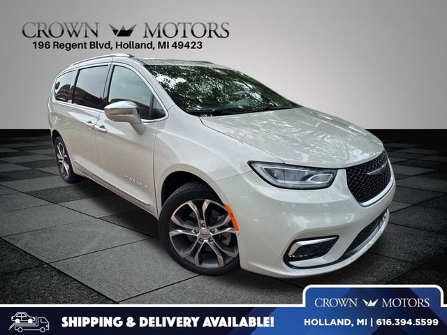 Used 2021 Chrysler Pacifica Pinnacle