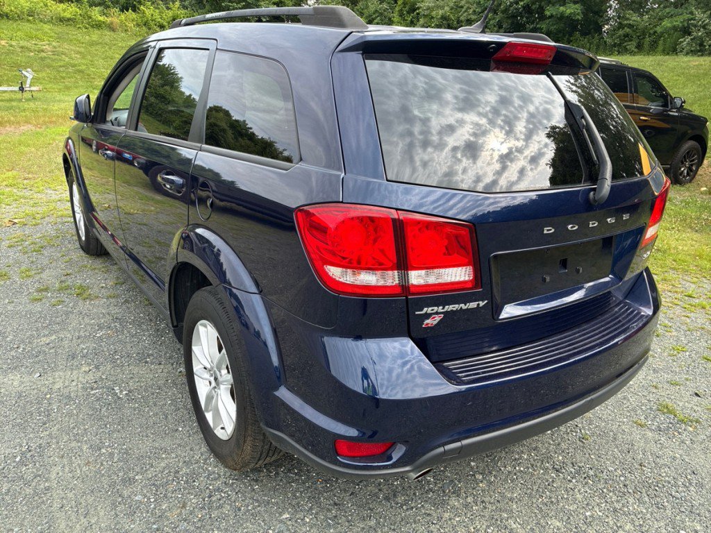 Used 2018 Dodge Journey SXT AWD/4WD image 4