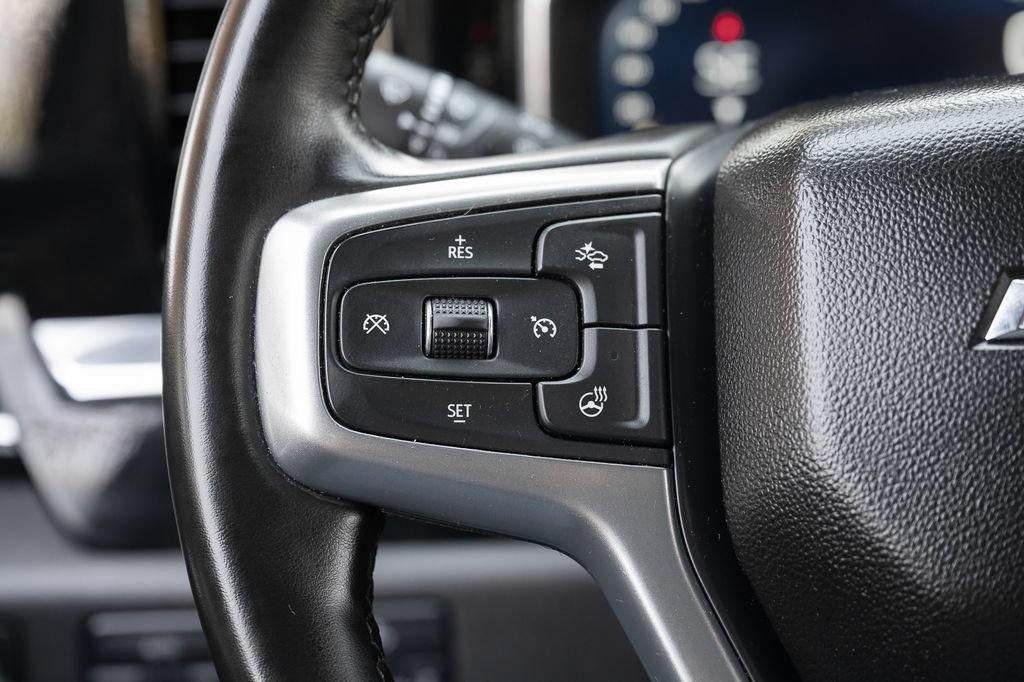 Used 2024 Chevrolet Silverado 1500 LT AWD/4WD image 27