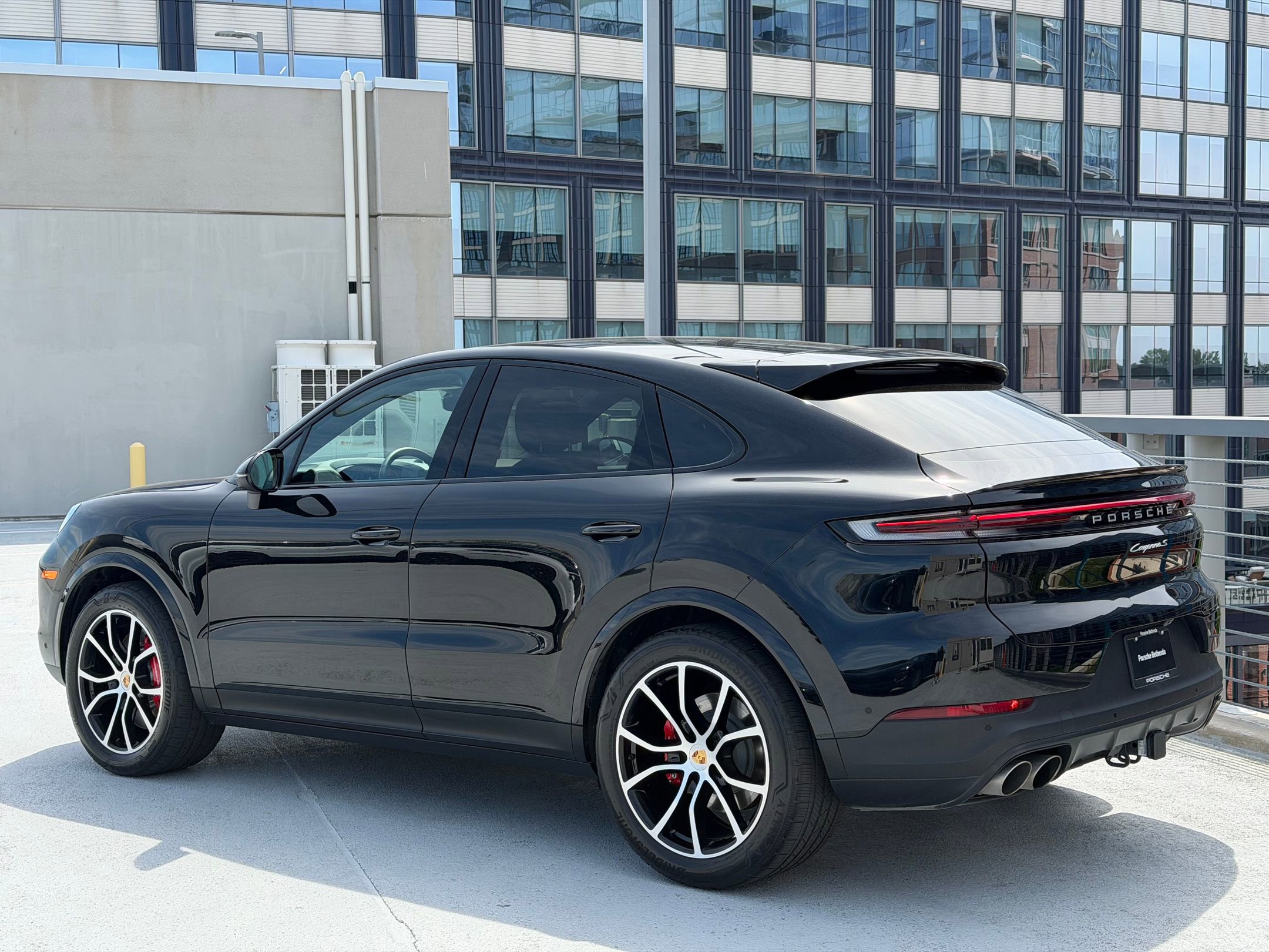 Certified 2024 Porsche Cayenne S AWD/4WD image 3