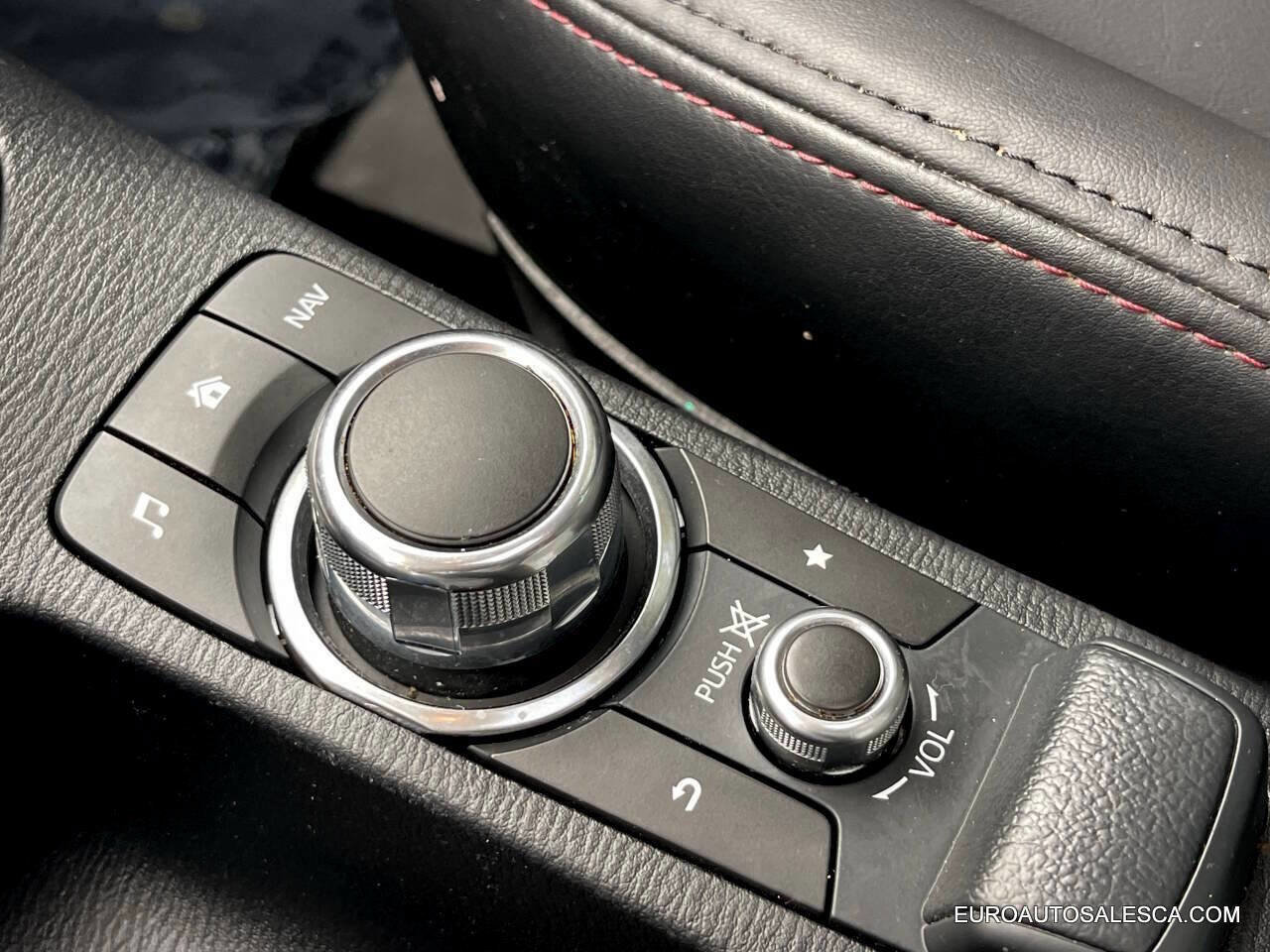 Used 2018 MAZDA CX-3 Touring w/ Preferred Equipment Package image 36