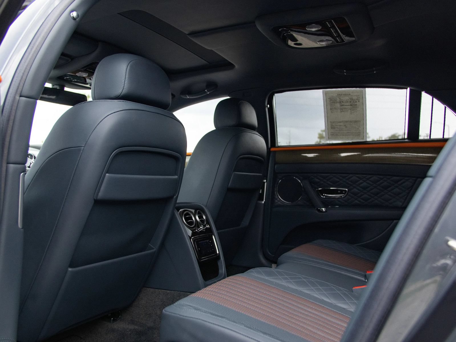Used 2018 Bentley Flying Spur S V8 AWD/4WD image 38