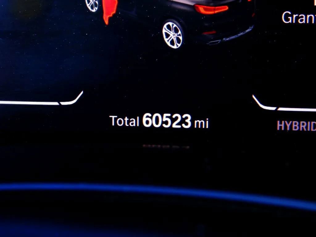 Used 2022 BMW X5 xDrive45e w/ Climate Comfort Package image 33