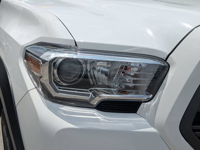 Used 2022 Toyota Tacoma TRD Off-Road w/ Technology Package RWD image 10