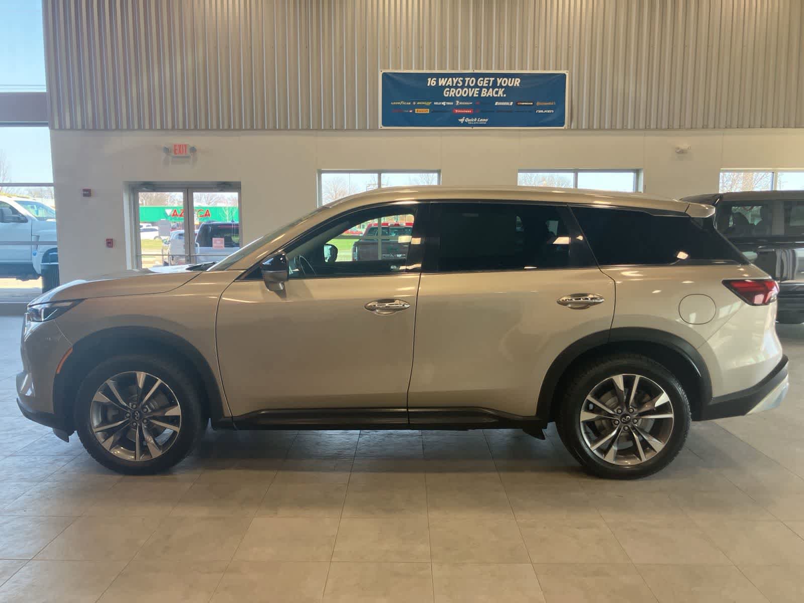 Used 2022 INFINITI QX60 Luxe AWD/4WD image 8