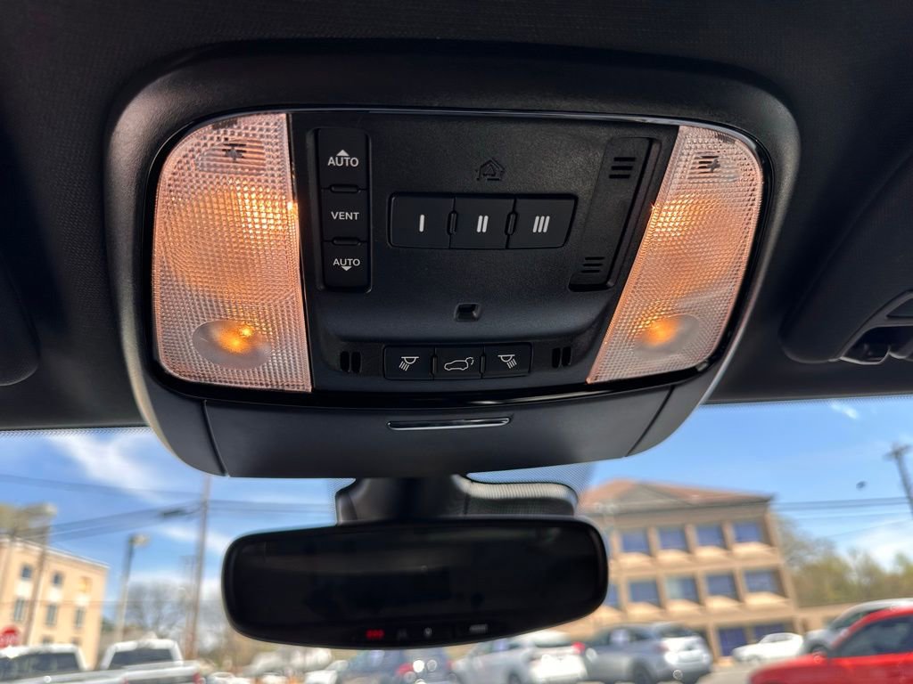 Used 2023 Dodge Durango R/T image 40