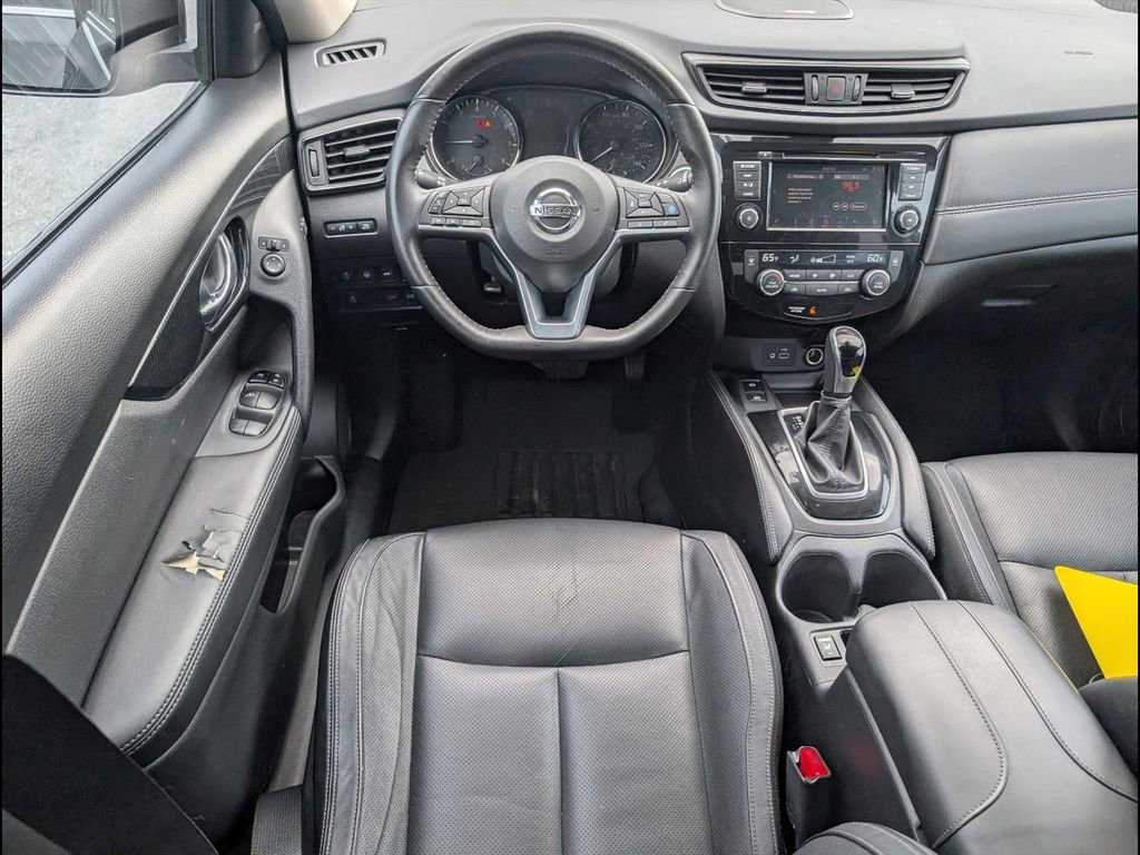 Used 2018 Nissan Rogue SL w/ Premium Package image 9
