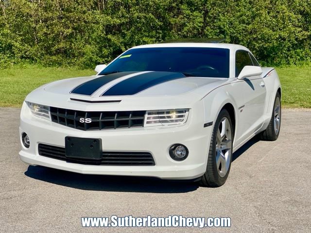 Used 2011 Chevrolet Camaro SS w/ RS Package RWD image 3
