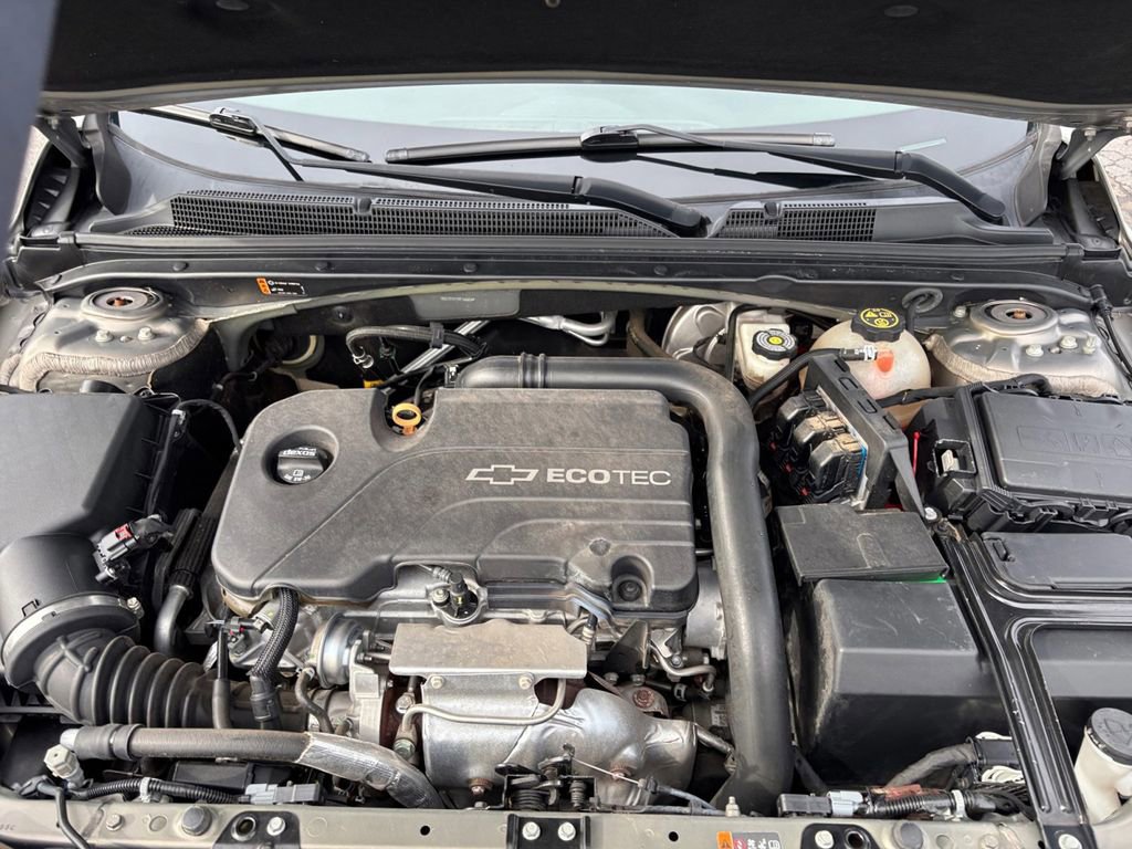 Used 2017 Chevrolet Malibu LT w/ Leather Package image 25