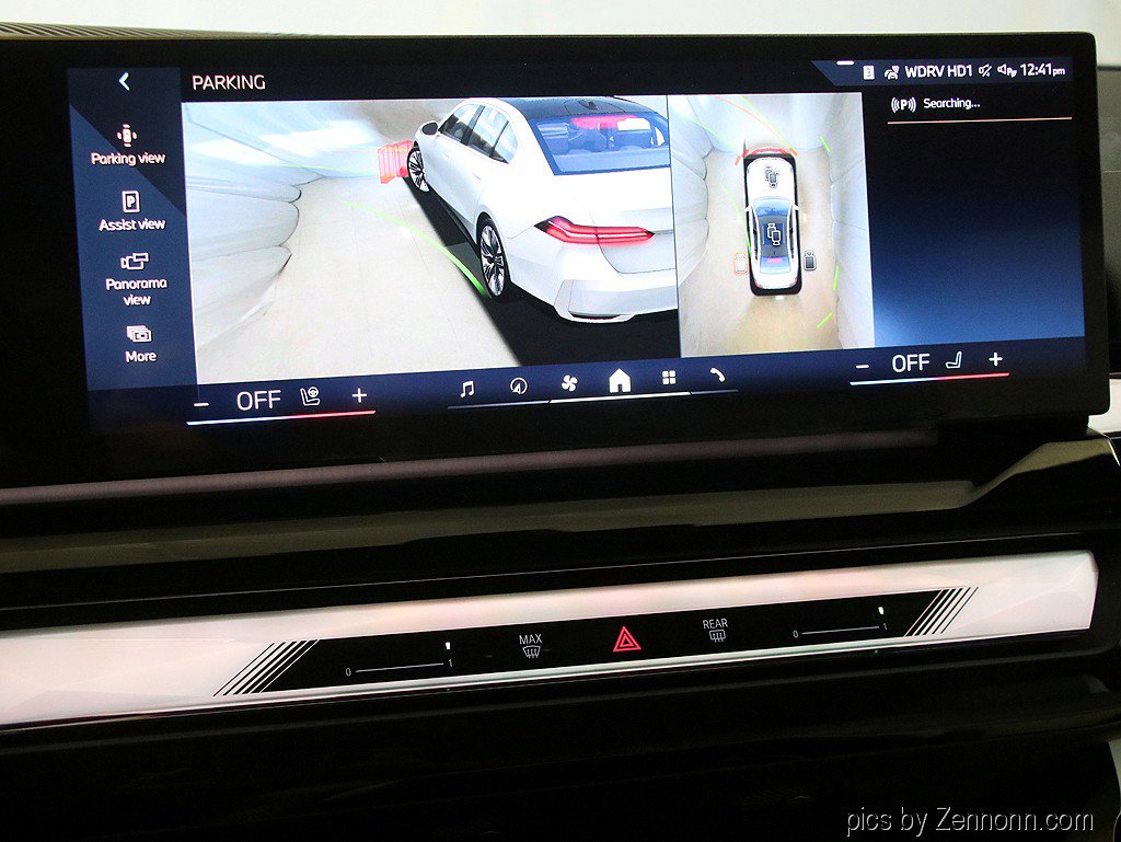 Used 2025 BMW i5 xDrive40 w/ Premium Package image 21