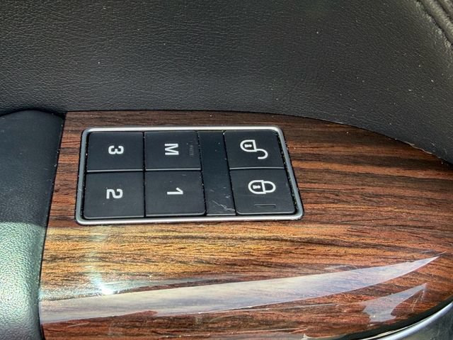 Used 2016 Land Rover Range Rover Supercharged AWD/4WD image 23