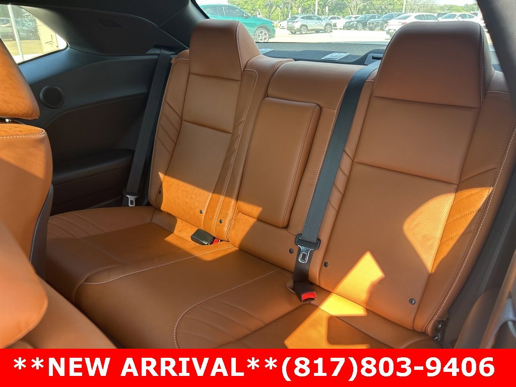 Used 2016 Dodge Challenger SRT Hellcat image 6