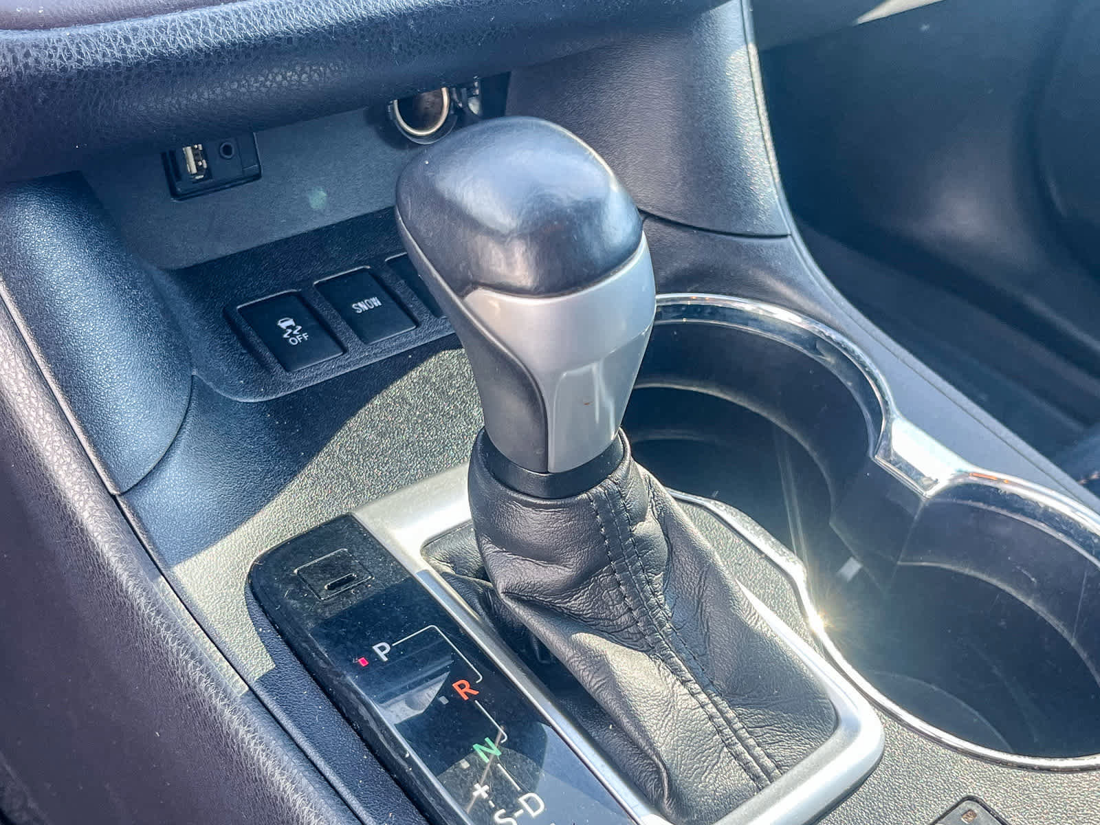 Used 2014 Toyota Highlander Limited Platinum image 19