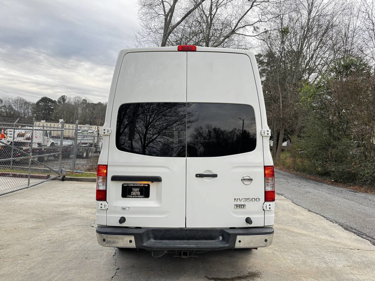 Used 2013 Nissan NV 3500 SV w/ Technology Pkg image 6