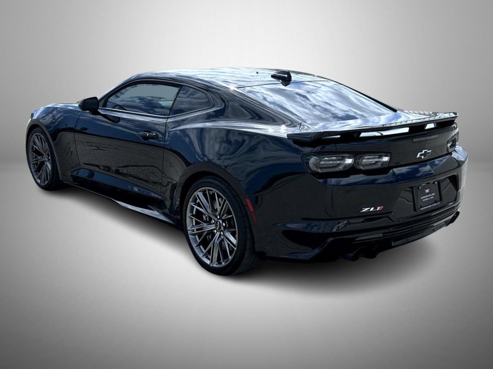 Used 2022 Chevrolet Camaro ZL1 RWD image 7