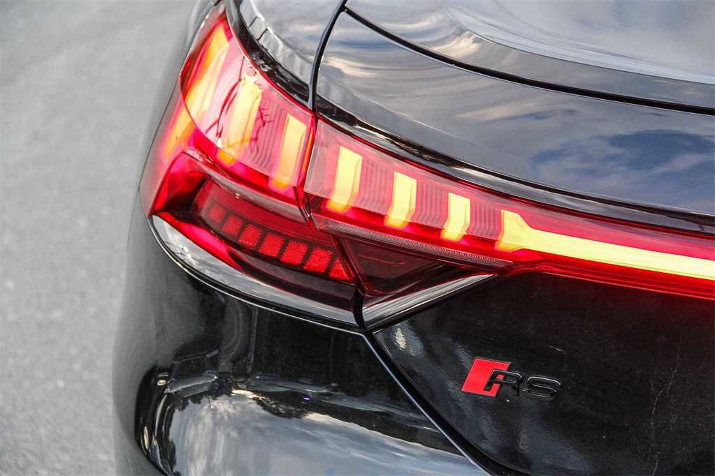 Used 2024 Audi RS e-tron GT w/ Carbon Performance Package image 11