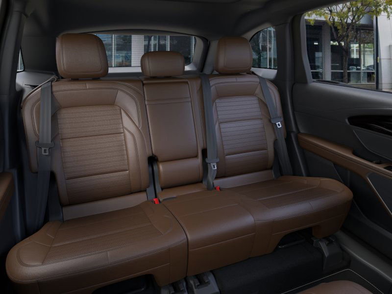 Used 2026 Lincoln Nautilus Reserve image 11