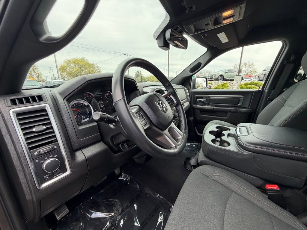 Used 2022 RAM 1500 Classic Warlock w/ Electronics Group AWD/4WD image 8