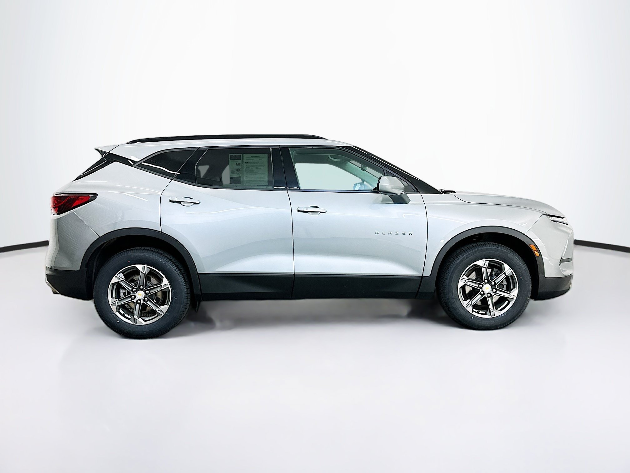 Used 2023 Chevrolet Blazer LT w/ Convenience Package AWD/4WD image 10
