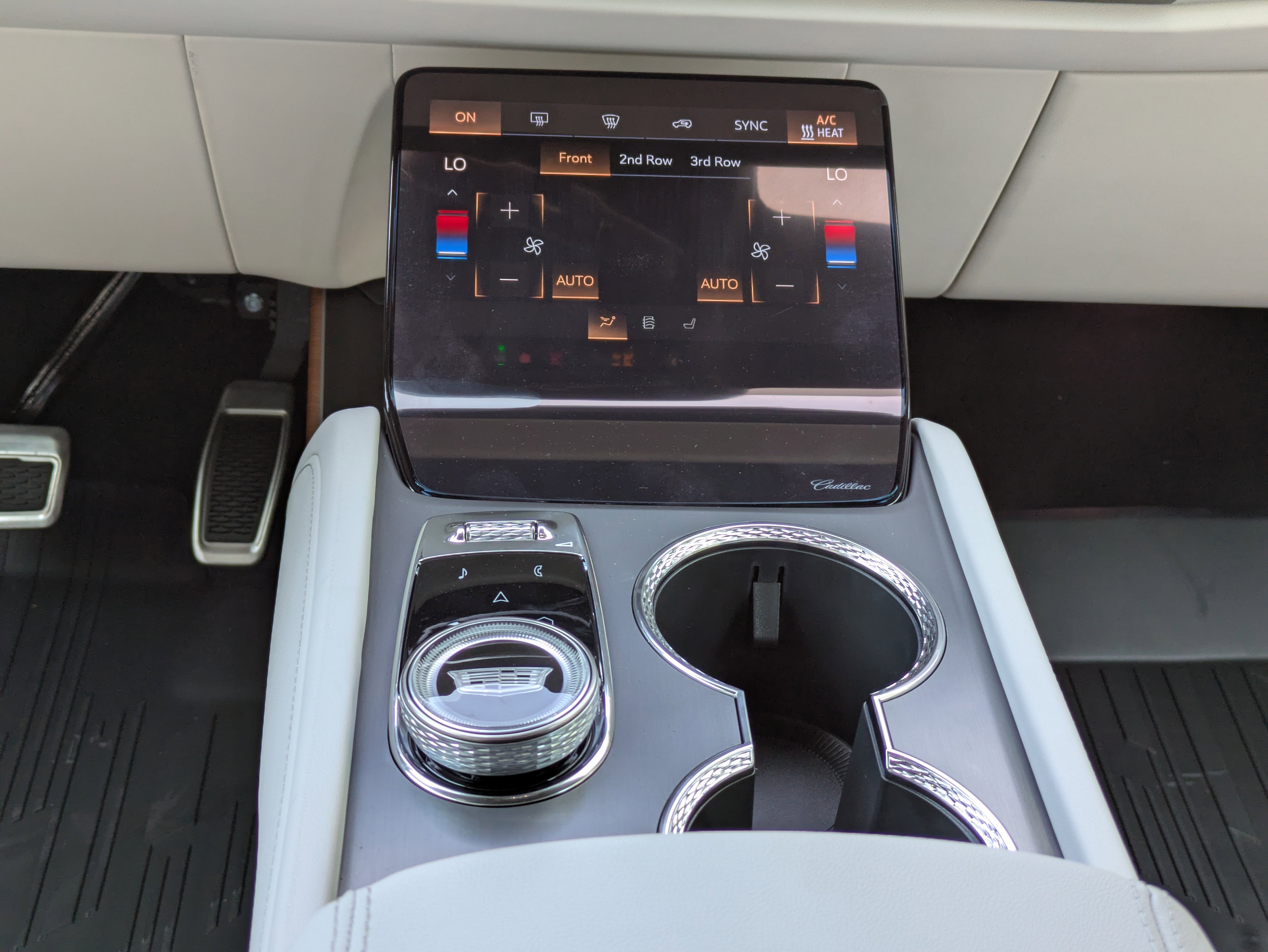 New 2026 Cadillac Vistiq Luxury w/ LPO, Floor Liner Package image 6