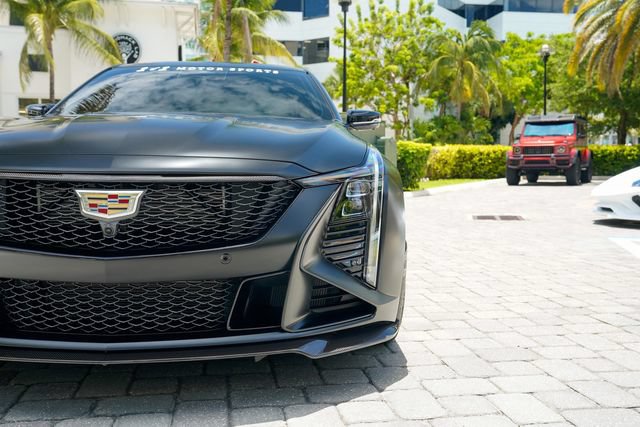 Used 2025 Cadillac CT5 V Blackwing w/ Carbon Fiber 2 Package RWD image 8