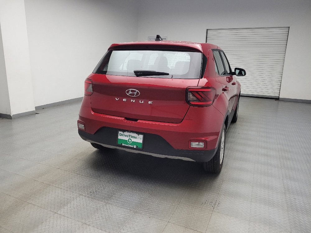 Used 2021 Hyundai Venue SE FWD image 7
