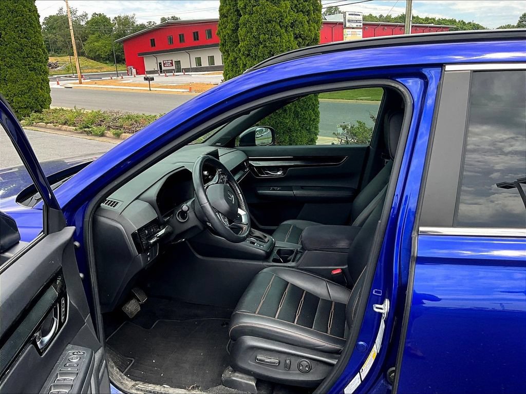 Used 2023 Honda CR-V Sport Touring image 7
