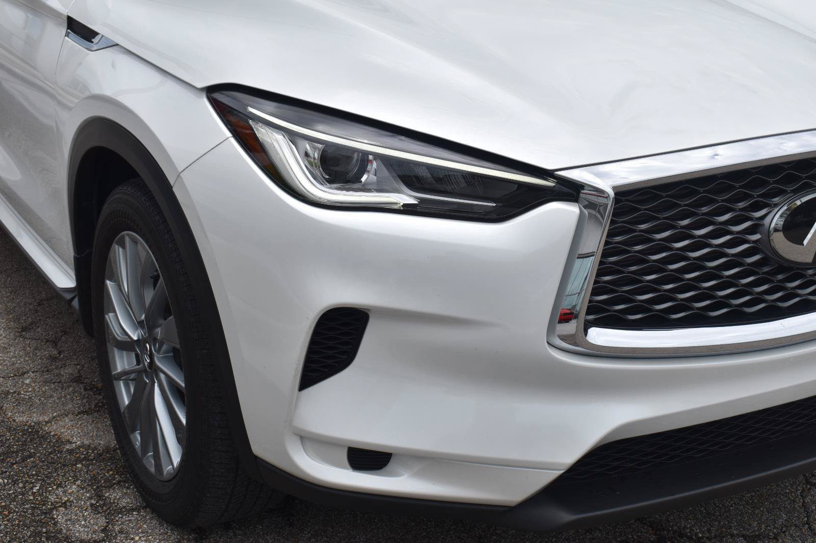 Used 2023 INFINITI QX50 Luxe FWD image 17