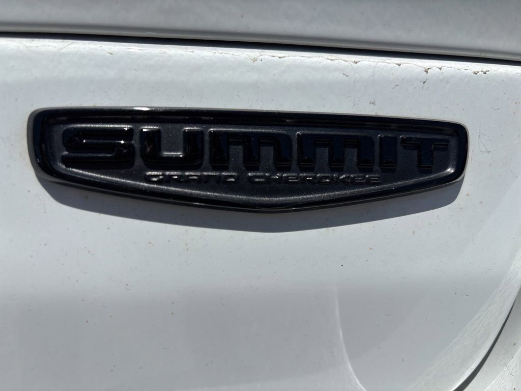 Certified 2024 Jeep Grand Cherokee Summit AWD/4WD image 24