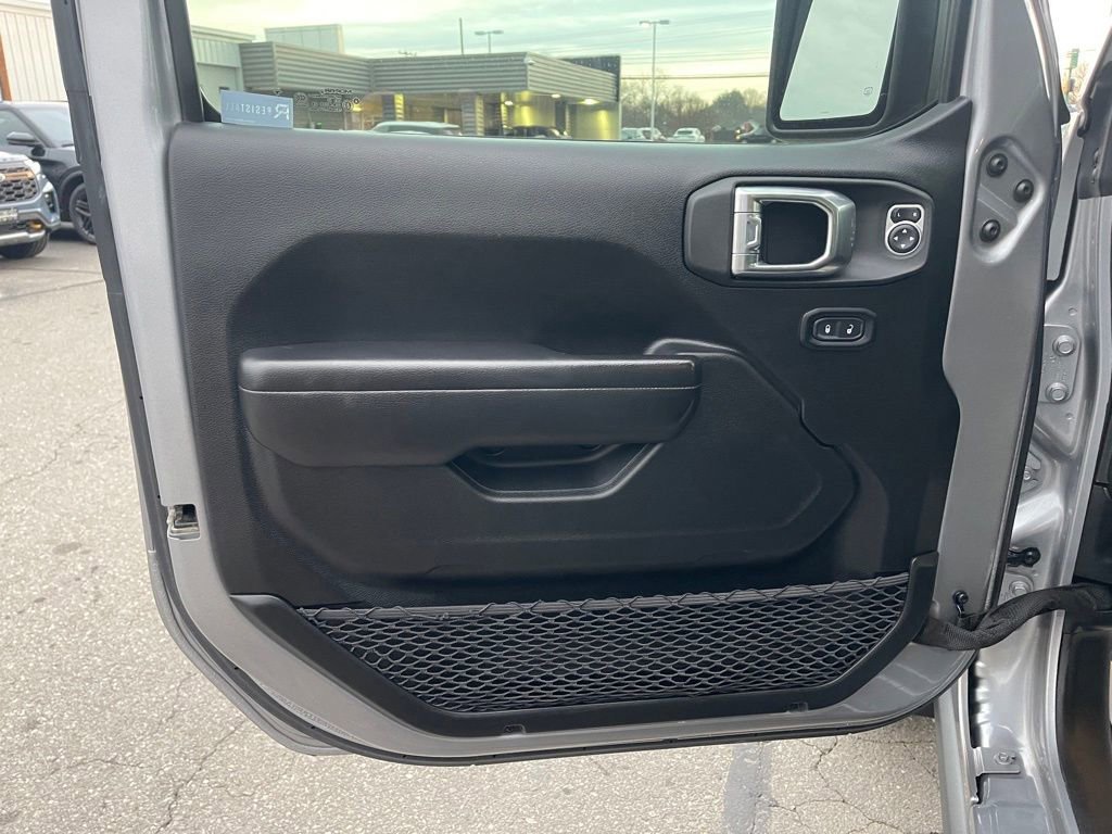 Used 2021 Jeep Wrangler Unlimited Sport image 17