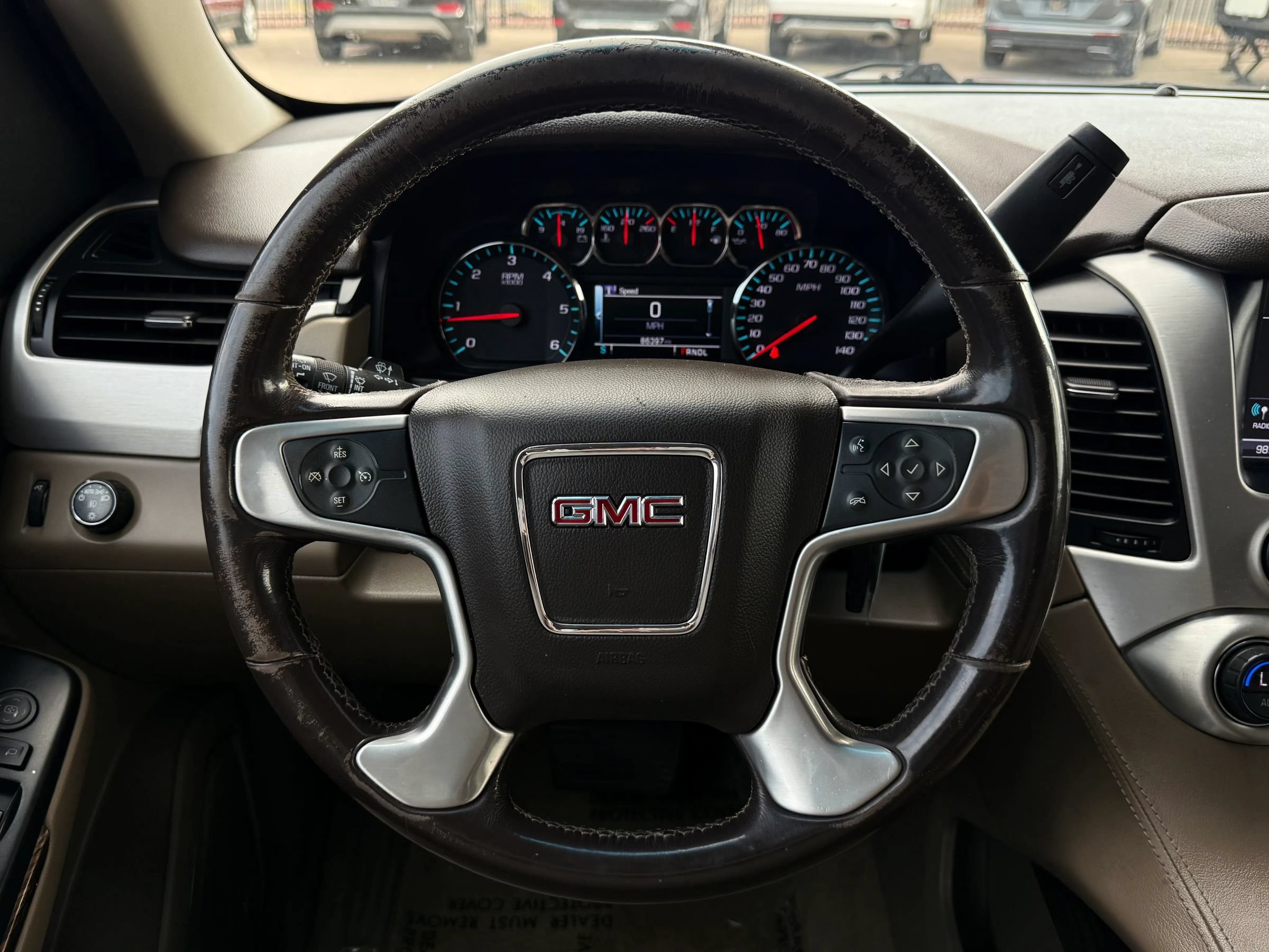 Used 2018 GMC Yukon SLE w/ SLE Value Package RWD image 18
