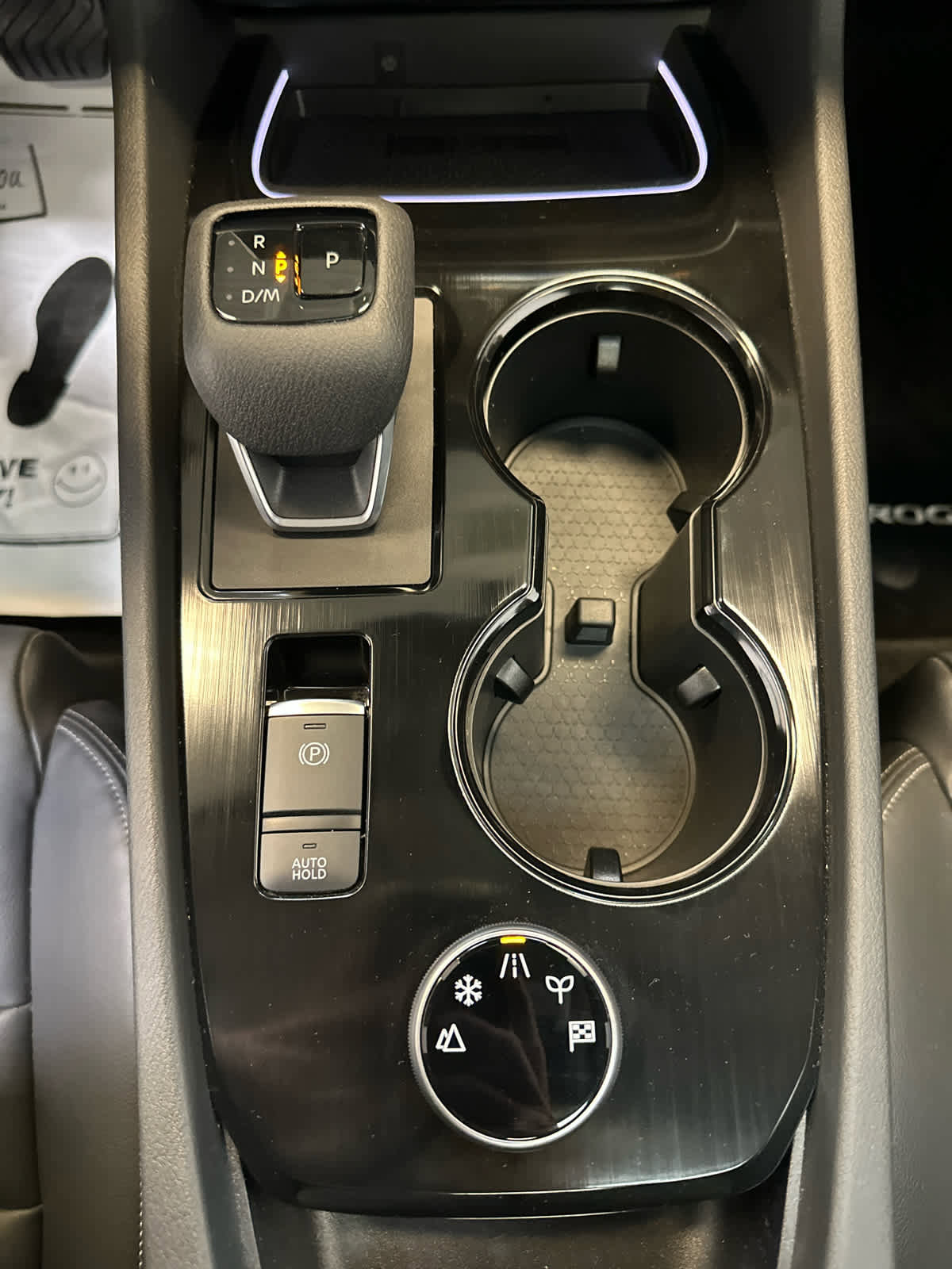 Certified 2025 Nissan Rogue SL w/ Tech Package image 24