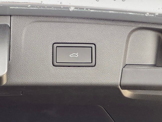 New 2026 Volkswagen Atlas SEL Premium R-Line image 21