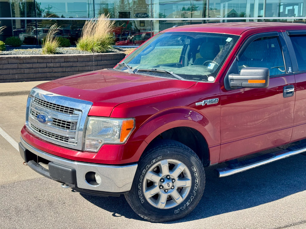 Used 2013 Ford F150 XLT w/ Luxury Equipment Group AWD/4WD image 2