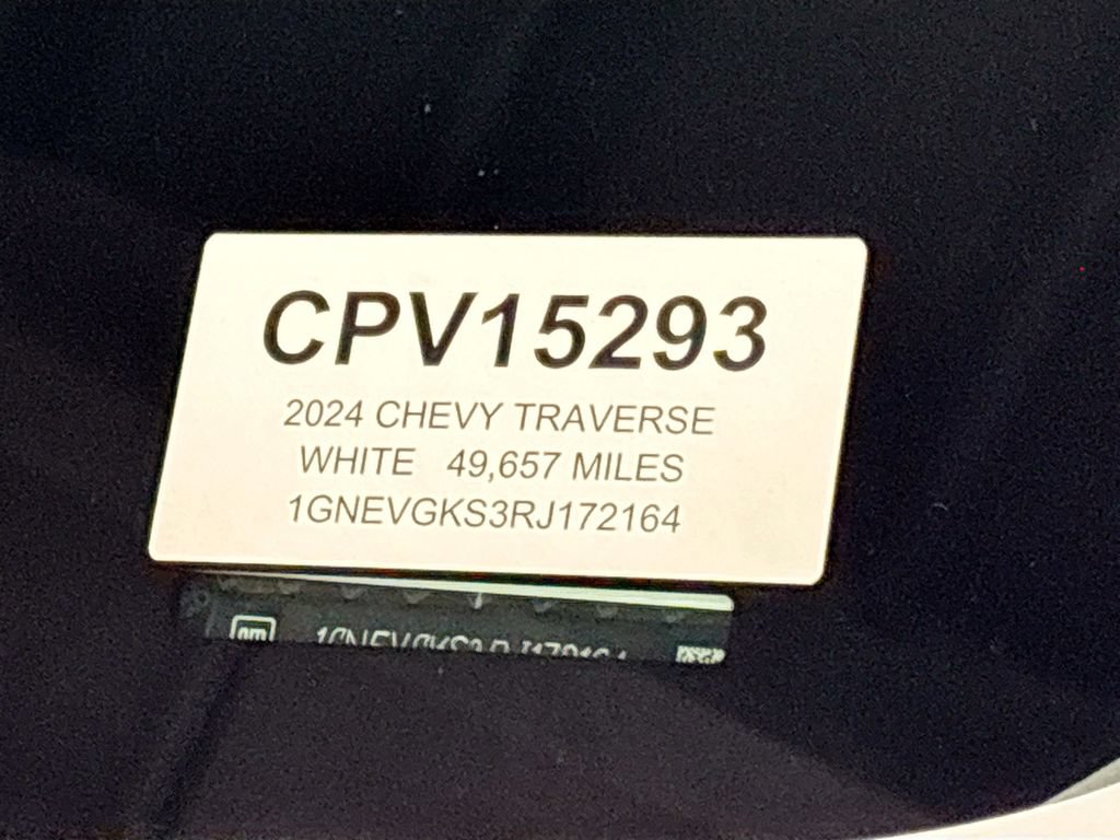 Used 2024 Chevrolet Traverse LT AWD/4WD image 25