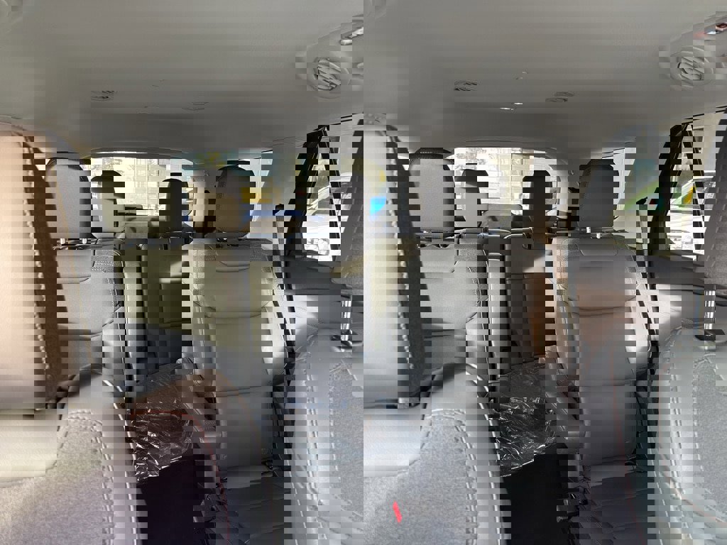 New 2026 Ford Explorer Active w/ Active Comfort Package image 36