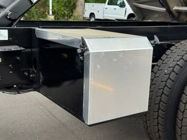 New 2026 Ford F750 2WD Regular Cab Super Duty image 35