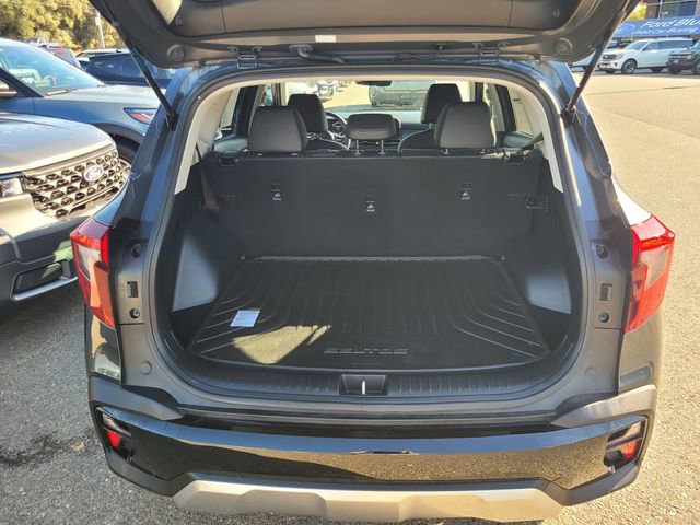 Used 2024 Kia Seltos EX FWD image 8