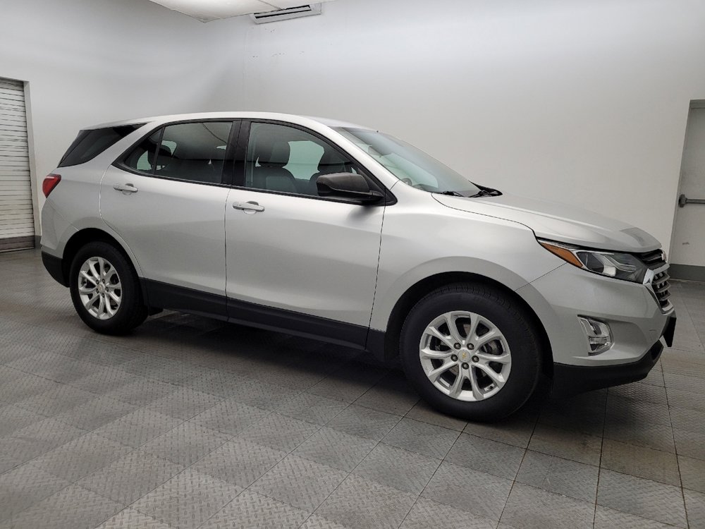 Used 2018 Chevrolet Equinox LS image 11