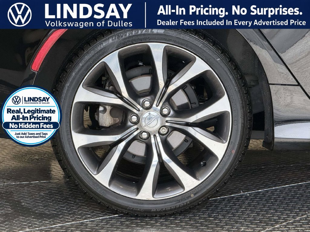 Used 2016 Chrysler 200 C w/ Premium Group FWD image 7