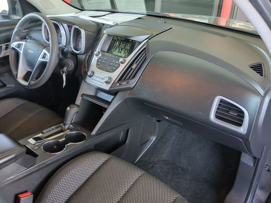 Used 2016 Chevrolet Equinox LT image 32
