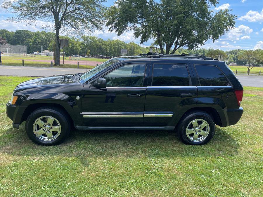 Used 2007 Jeep Grand Cherokee Limited image 24