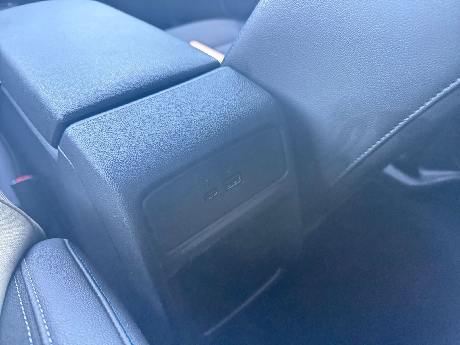 Used 2025 Chevrolet Trax LT image 23