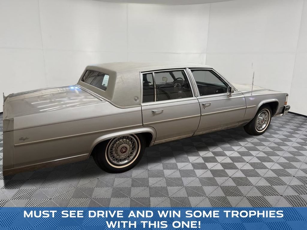 Used 1988 Cadillac Brougham RWD image 10
