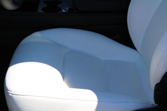 Used 2024 Tesla Model Y Long Range AWD/4WD image 25
